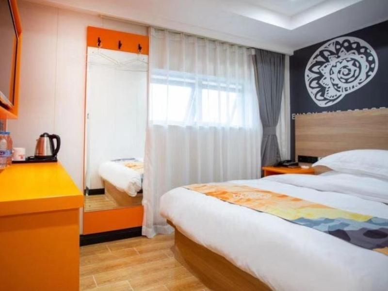 Hotel Shell Baoshan Jinqiu Road Subway Station 2*